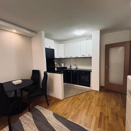 Ognjen Apartman Donje Mladice Exteriér fotografie